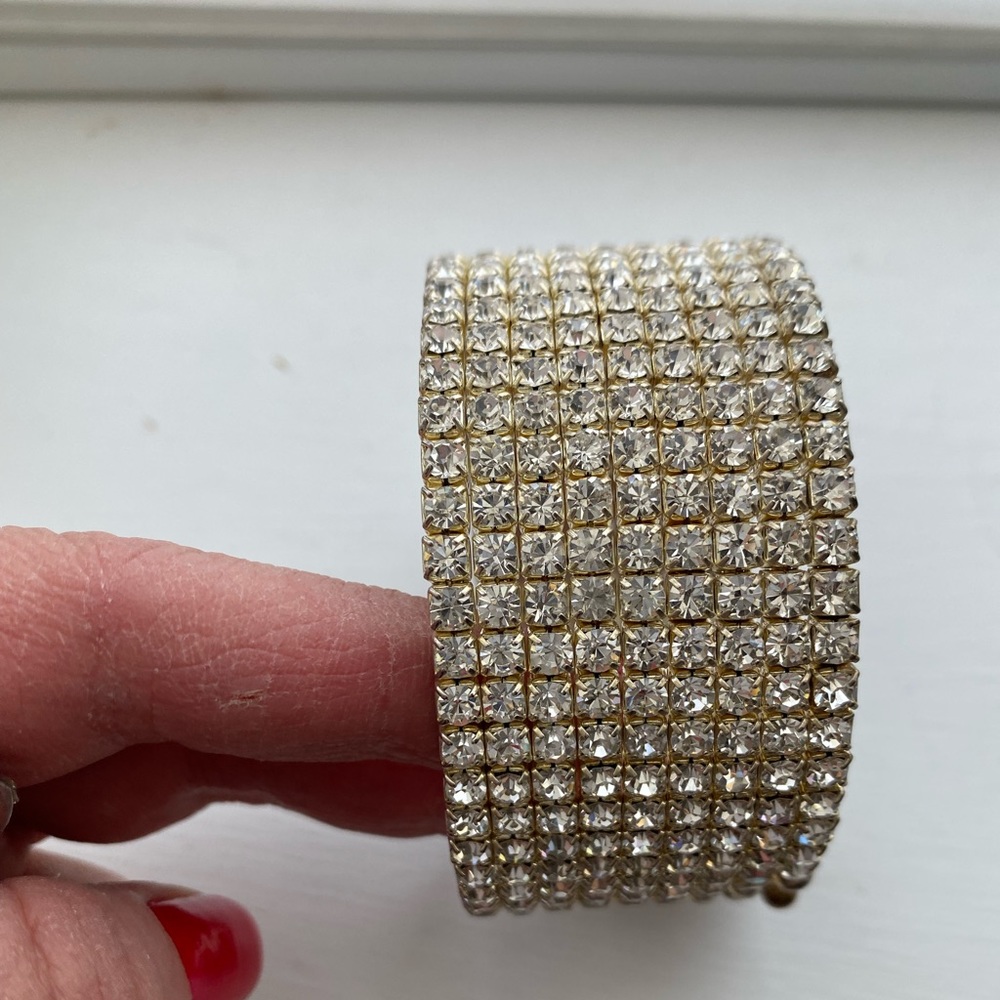 Sparkly bracelet